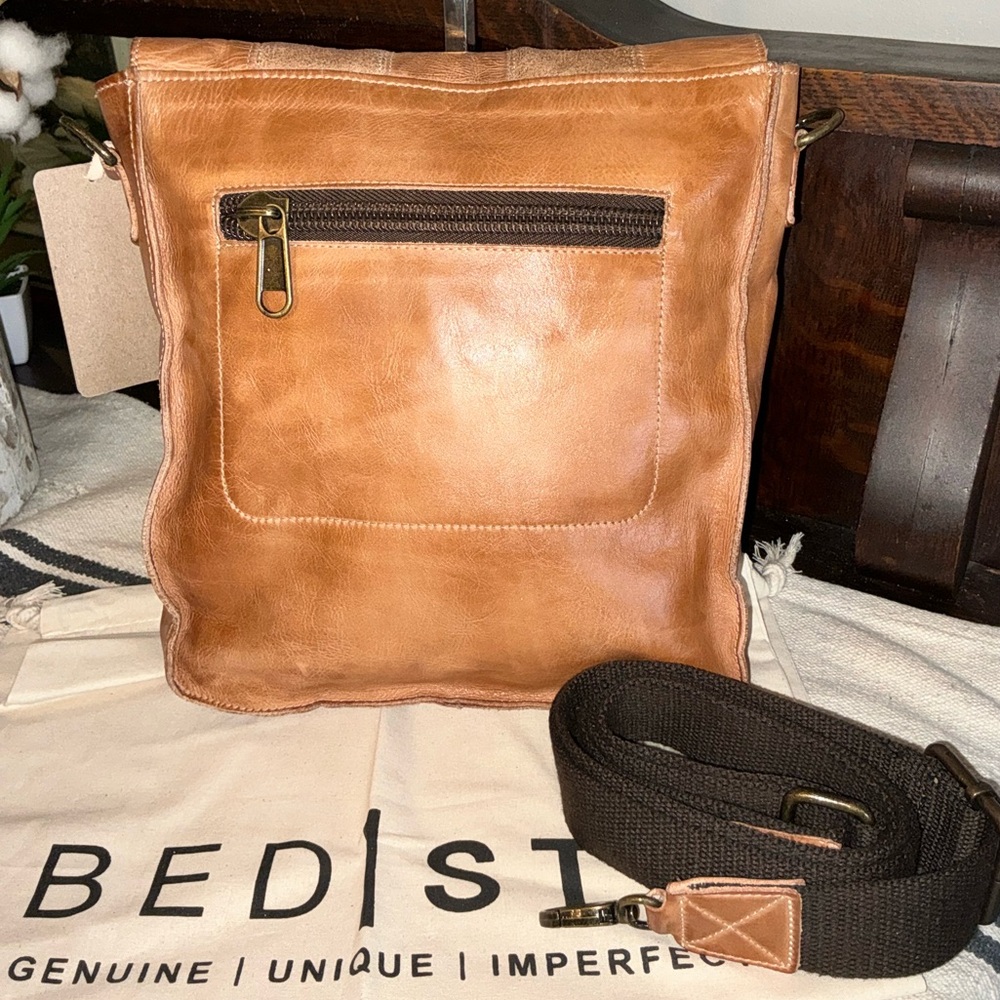 NWT Bed Stu Leather Venice Beach II Patchwork Crossbody Bag Tan MR MSRP $295 - Picture 2 of 14